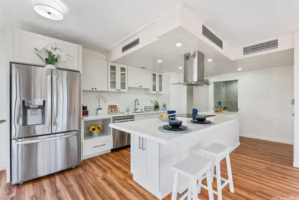 700 Richards Street #2104, Honolulu, HI 96813