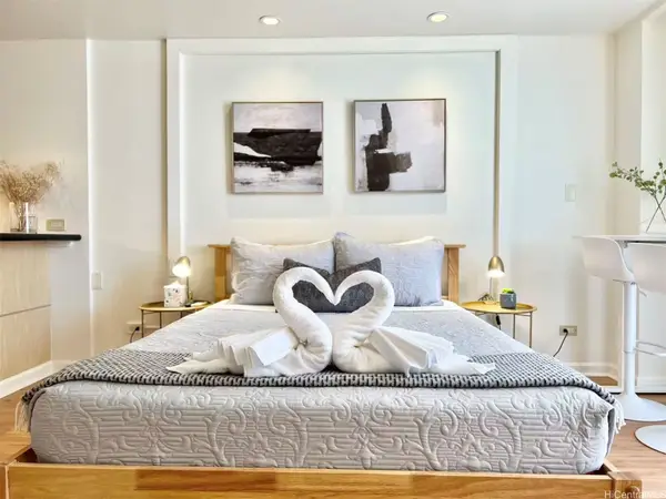 364 Seaside Avenue #1107, Honolulu, HI 96815