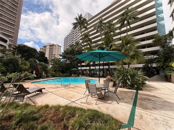 425 Ena Road #607B, Honolulu, HI 96815