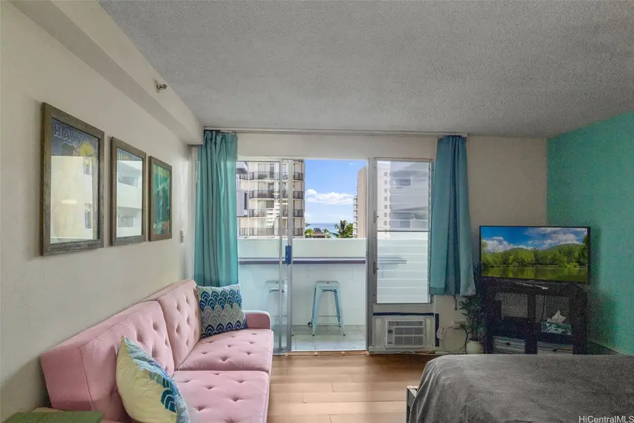2463 Kuhio Avenue #905, Honolulu, HI 96815 - #2