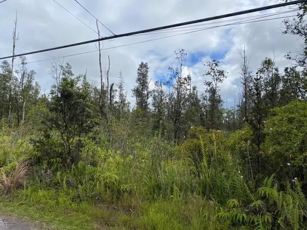 37th Ave, Kurtistown, HI 96760