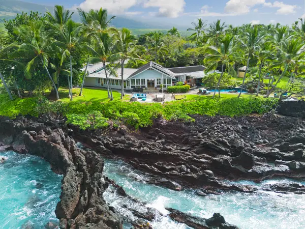 83-500 Keawaiki Rd, Kealakekua, HI 96704