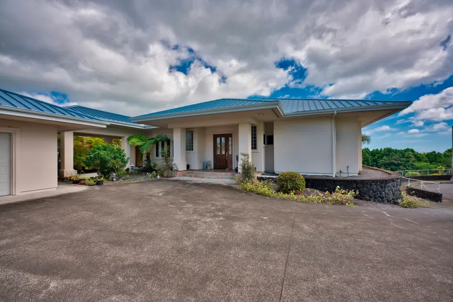 1055 Kikau Pl, Hilo, HI 96720 - #2