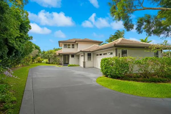 4066 Aloalii Dr, Princeville, HI 96722