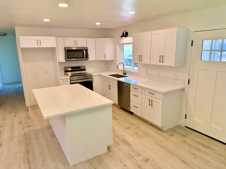 64-283 Puu Pulehu Loop, Kamuela, HI 96743 - Image #2