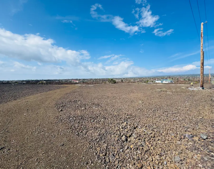 92-1039 Kamaaina Blvd, Ocean View, HI 96737 - Image #2