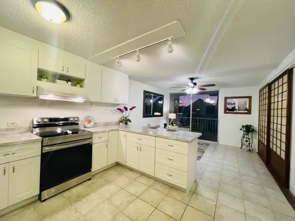 75-5766 Kuakini Highway #104, Kailua-Kona, HI 96740