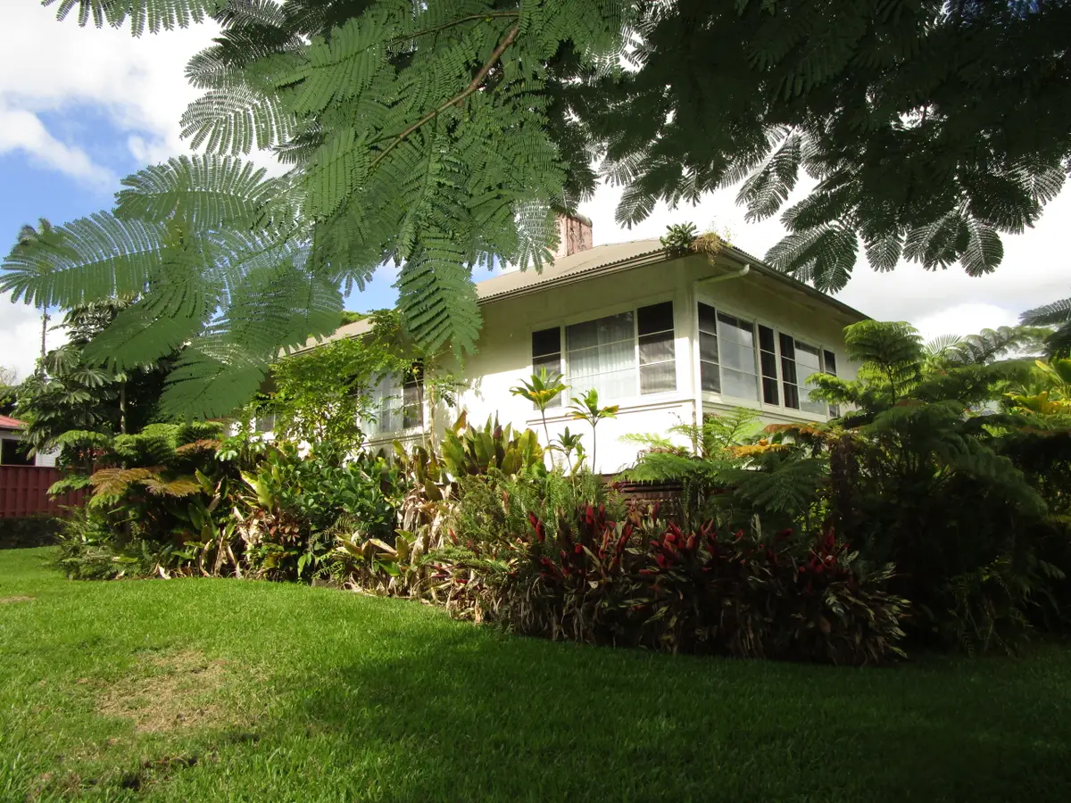 1494 Waianuenue Ave, Hilo, HI 96720 - Image #1