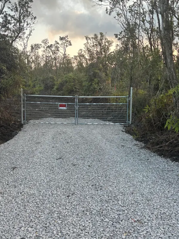 Ohialani Rd, Volcano, HI 96785