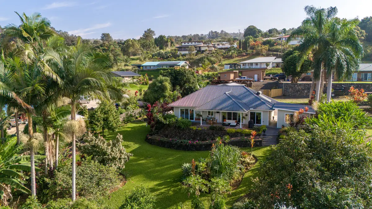 81-1097 Konawaena School Rd, Kealakekua, HI 96750 - Image #1