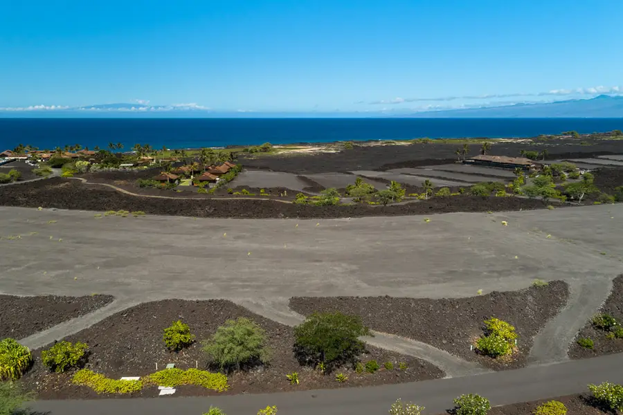 72-1107 Kekahawaiole Dr, North Kona, HI 96740 - Image #2