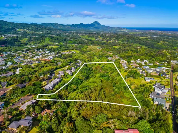 Ikena Pl, Kalaheo, HI 96741