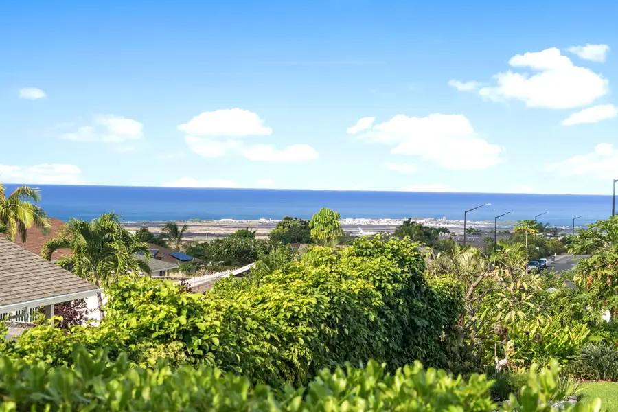 73-4364 Kakahiaka St, Kailua Kona, HI 96740 - Image #3