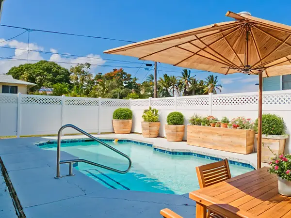 51 Ahona Pl, Hilo, HI 96720