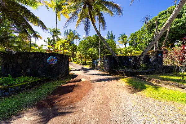 15-1944 3rd Ave, Keaau, HI 96749