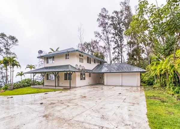 87-372 Kaohe Mauka Pl, Captain Cook, HI 96704