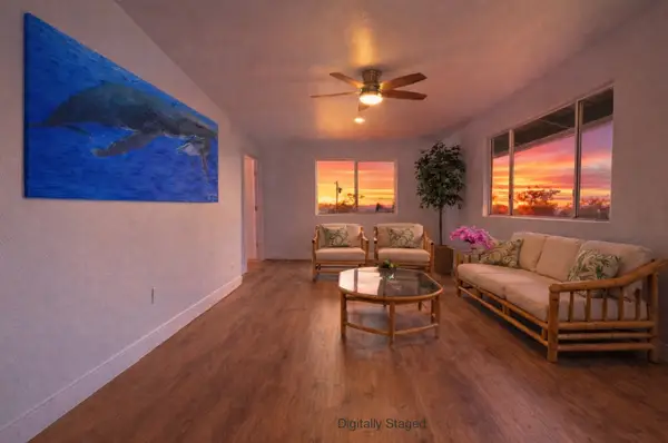 82-6136 Road D #B, Captain Cook, HI 96704