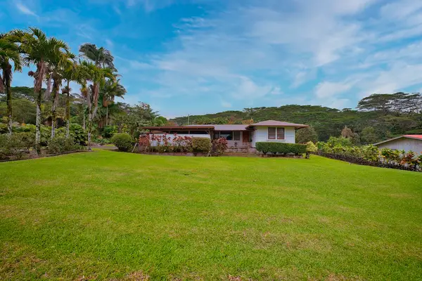 1766 Wailuku Dr, Hilo, HI 96720