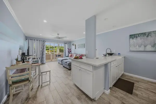 525 Aleka Lp #J2, Kapaa, HI 96746