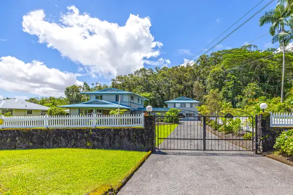 875 Ainako Ave, Hilo, HI 96720