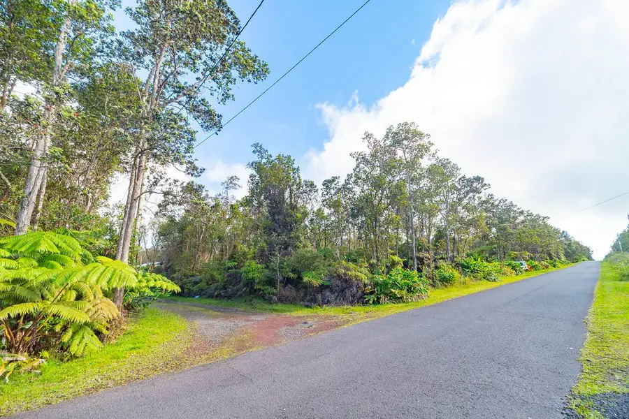 Mokuna St, Volcano, HI 96785 - #3