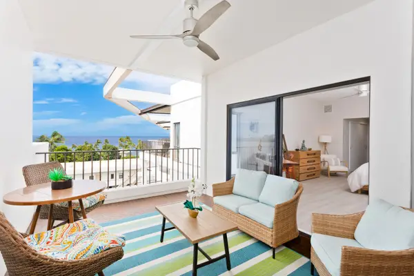 75-6040 Alii Dr #704, Kailua Kona, HI 96740