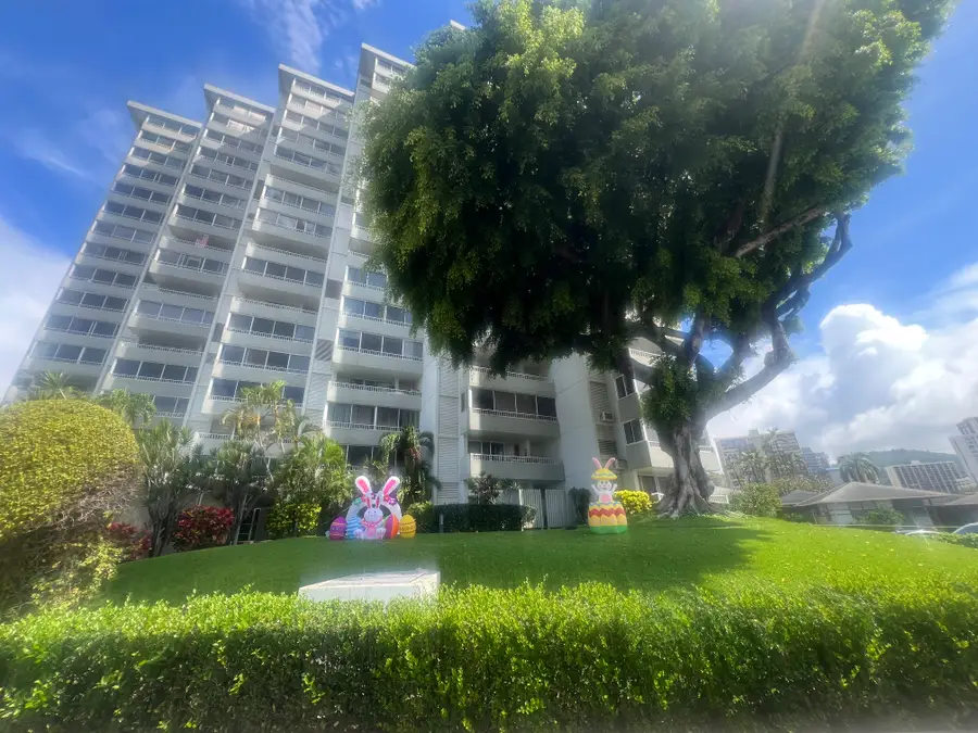 1400 Pensacola St #1104, Honolulu, HI 96822 - #2