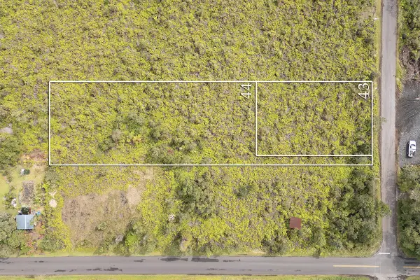 Pa Alii St, Volcano, HI 96785