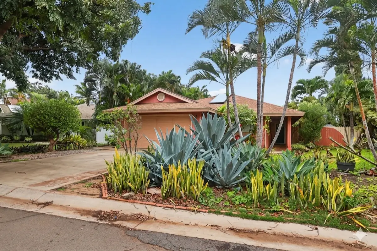 886 Mahealani St, Kihei, HI 96753 - #1