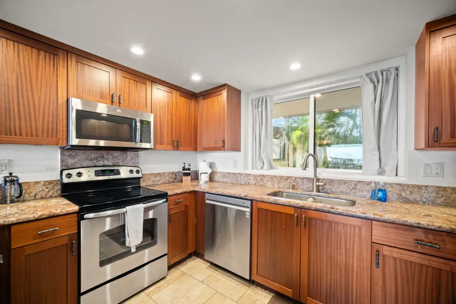 1661 Pee Rd #IIC205, Koloa, HI 96756 - #3