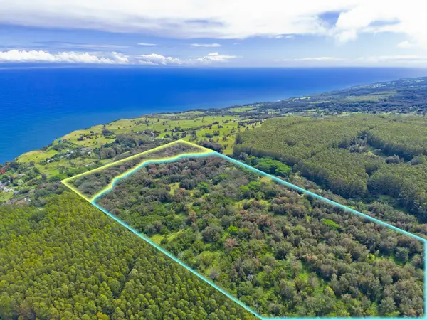 Address Withheld By Seller, Honokaa, HI 96727