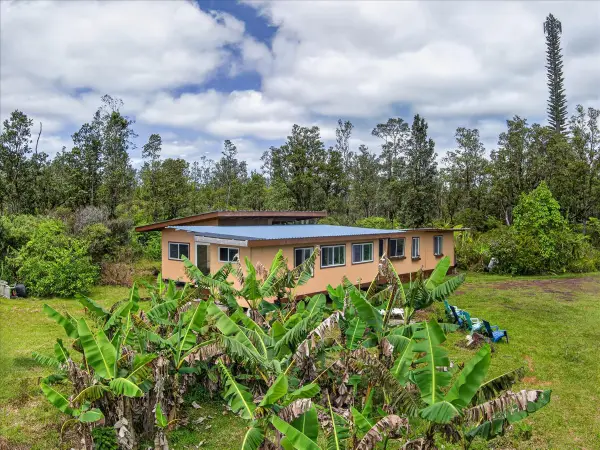 11-1869 Alapua St, Mountain View, HI 96771