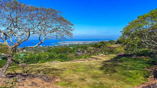 75-668 Pu Hoaloha Pl, Kailua Kona, HI 96740