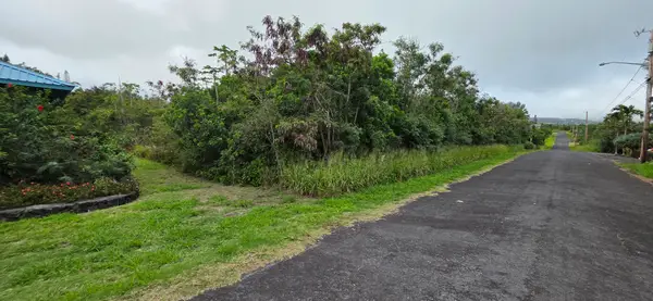 Kia Kahi St, Naalehu, HI 96772