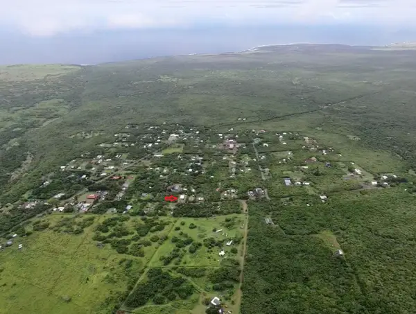 94-6311 Puka St, Naalehu, HI 96772