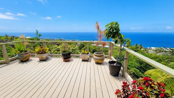 88-2222 Milolii Rd, Captain Cook, HI 96704