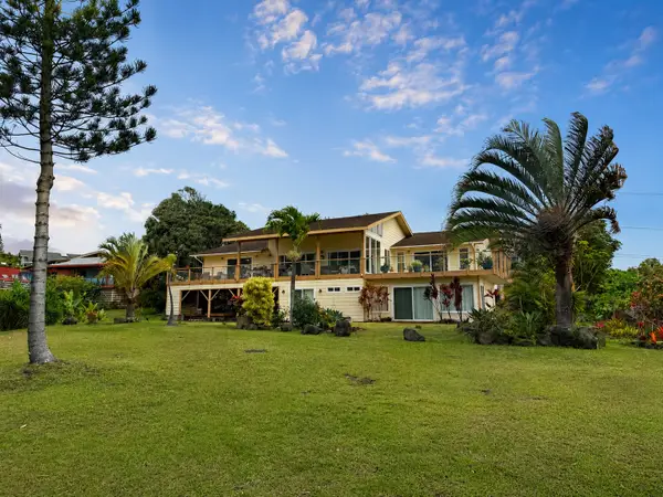 94-1631 Lewa Lani St, Naalehu, HI 96772