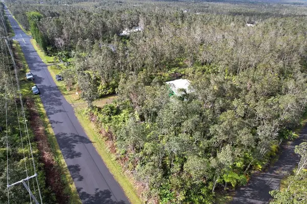 Alii Anela St, Volcano, HI 96785