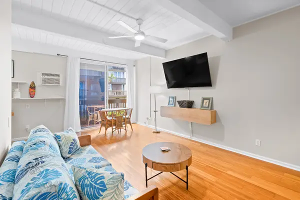 75-5873 Walua Rd #208, Kailua Kona, HI 96740