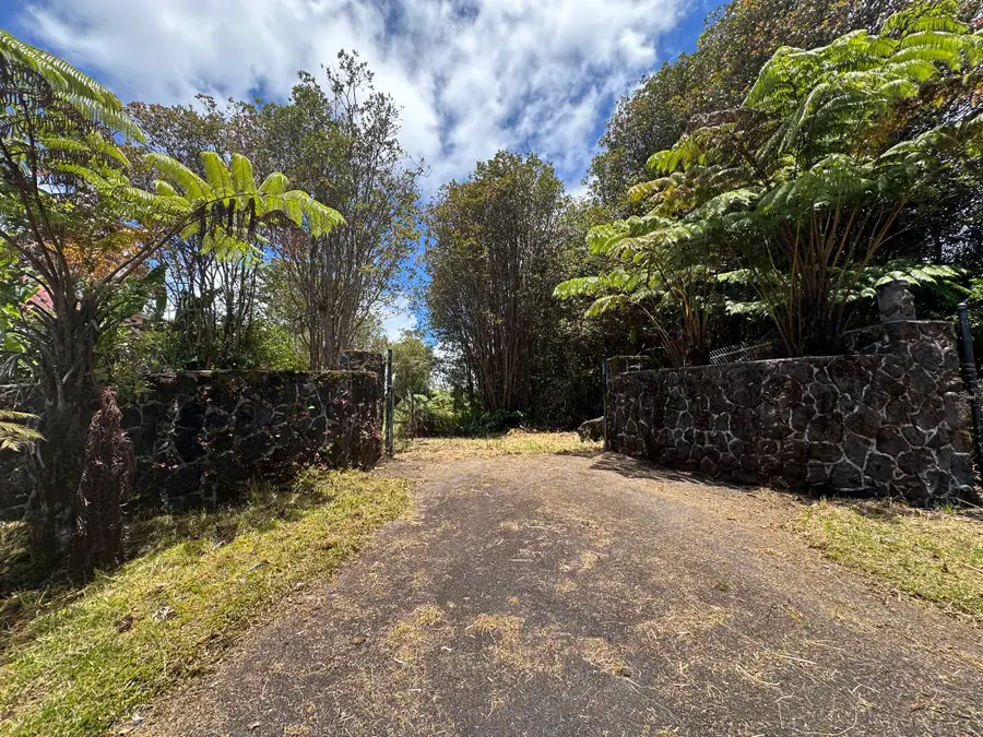Hohiu St, Mountain View, HI 96771 - #2