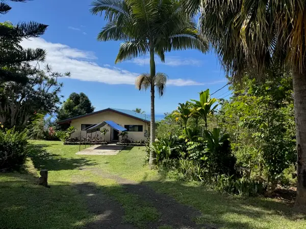 84-1164 Bruner Rd, Captain Cook, HI 96704