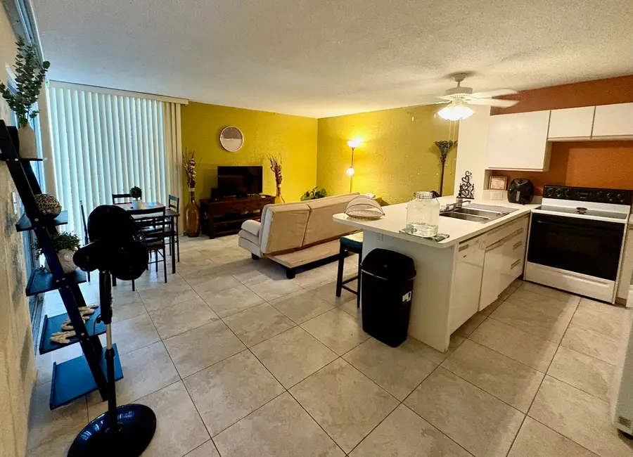 75-6016 Alii Dr #112, Kailua Kona, HI 96740 - #2