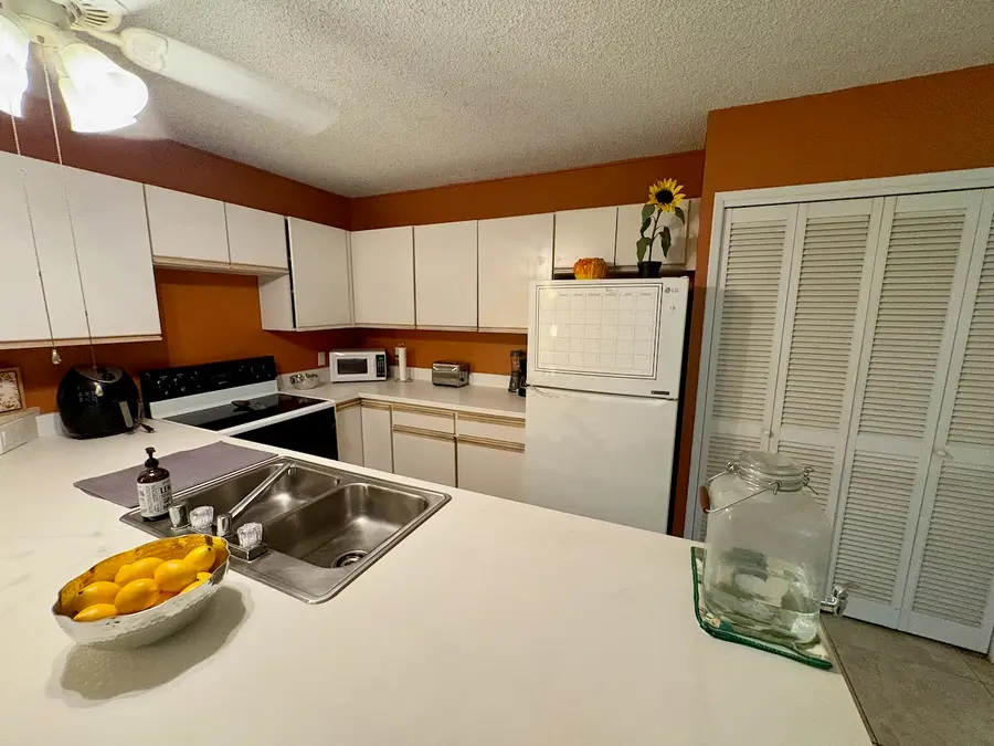 75-6016 Alii Dr #112, Kailua Kona, HI 96740 - #3