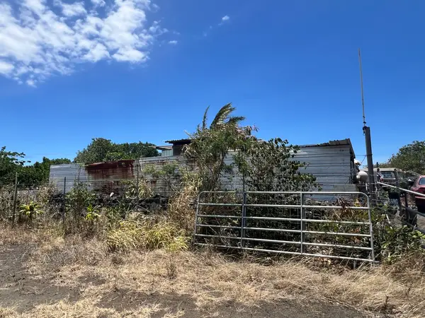 94-6367 Mark Twain St, Naalehu, HI 96772