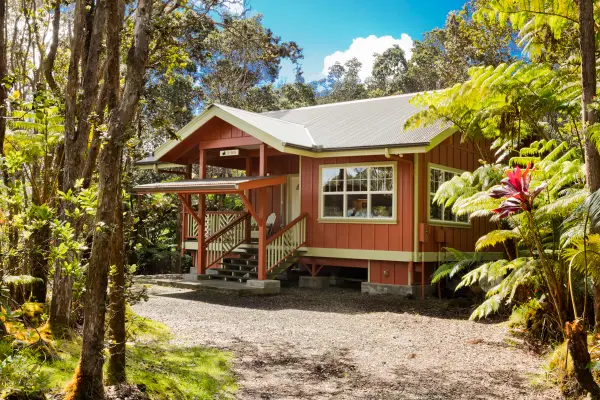 11-3815 6th St, Volcano, HI 96785