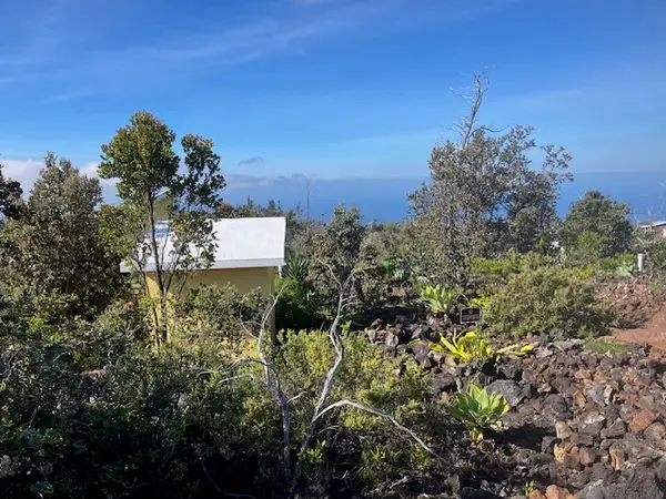 92-2460 Palm Pkwy, Ocean View, HI 96737