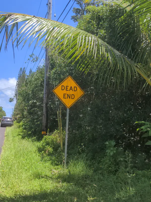 Kaku St, Pahoa, HI 96778