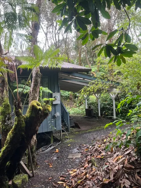 11-3885 6th St, Volcano, HI 96785