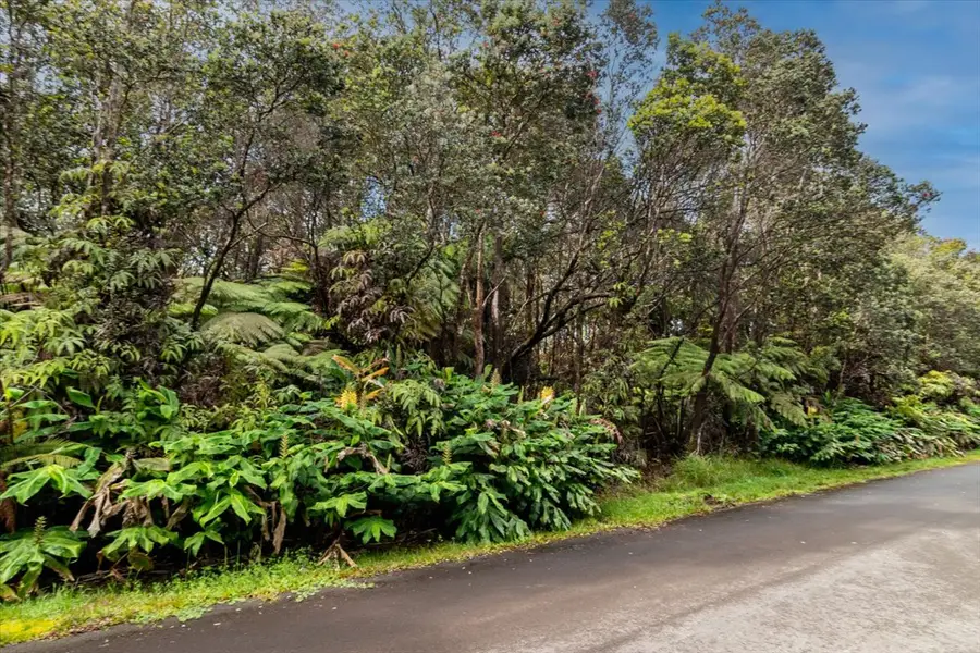 7th St, Volcano, HI 96785 - #3