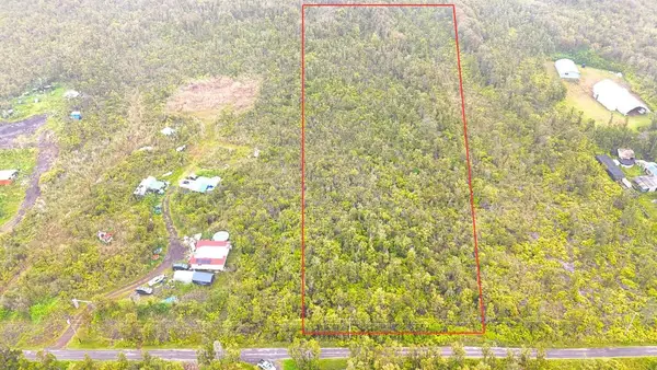 Mailenani Rd, Volcano, HI 96785